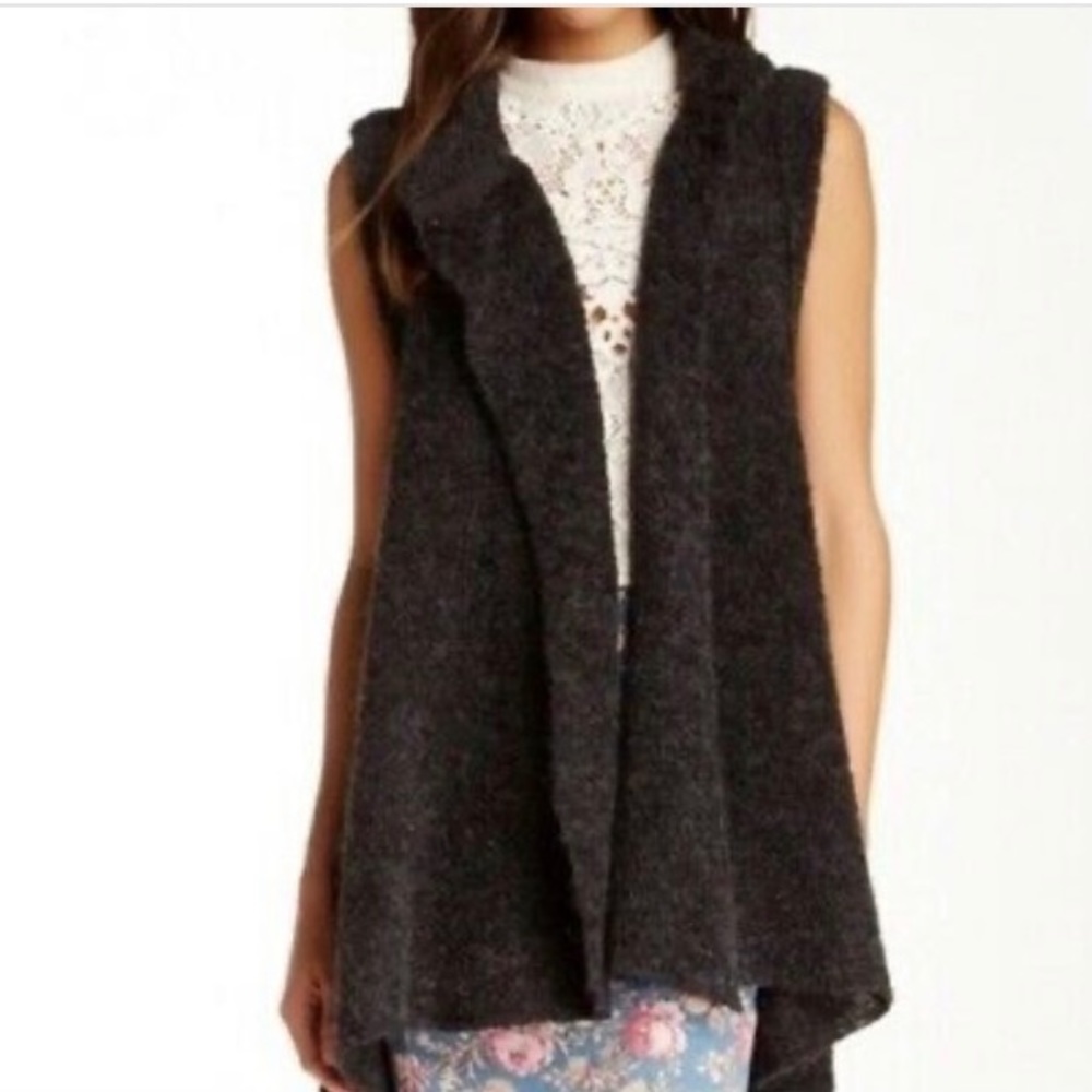 ✨Host Pick✨ FREE PEOPLE Sleeveless Duster/Vest Wool Blend